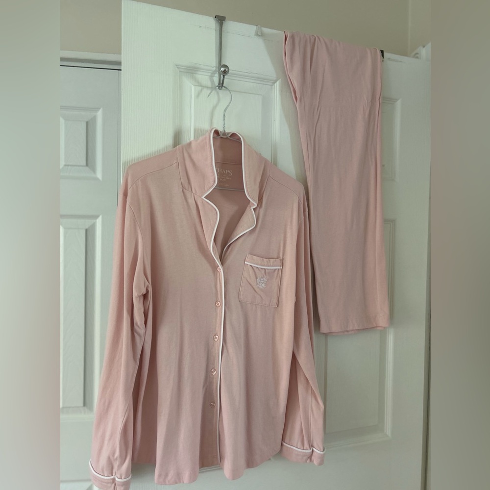 Chaps Light Pink Long-Sleeve Pajama Set with White Piping